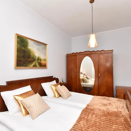 Apartment Totu Vintage Dabrowskiego