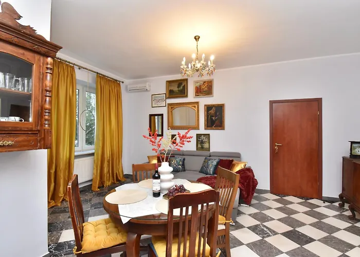 Totu Vintage Dabrowskiego * Sopot