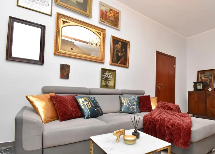 Totu Vintage Dabrowskiego Apartment