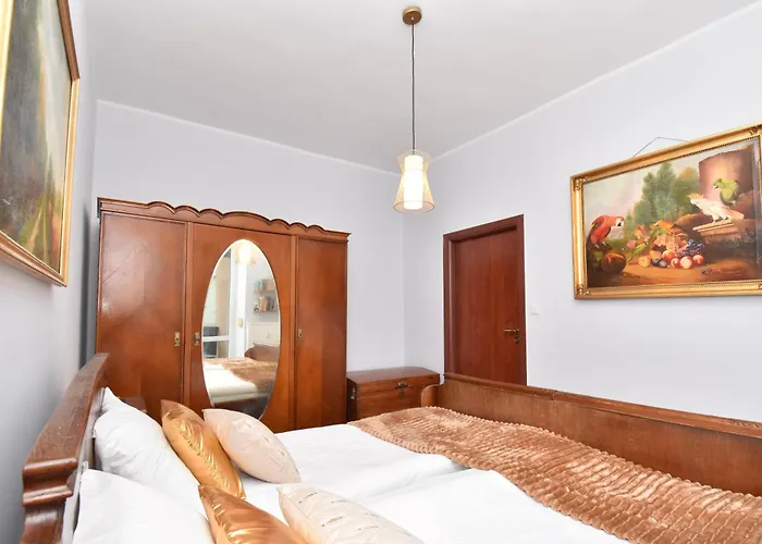 Totu Vintage Dabrowskiego * Sopot